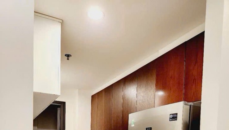 Cho thuê căn hộ CC the golden palm Lê Văn Lương 70m2, 2 ngủ, 1 WC, Giá 15tr, Full đồ, ở ngay